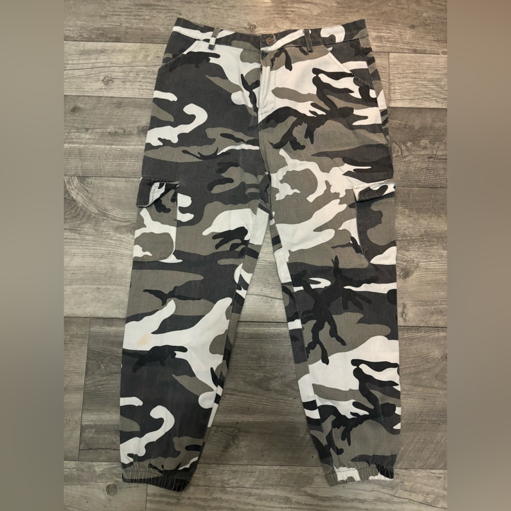 camouflage cargo pants